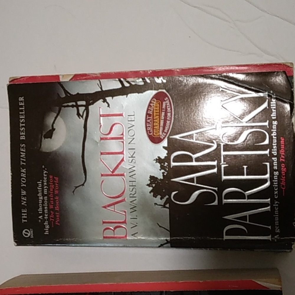 Bundle Books - Picture 2 of 7